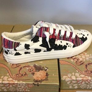 Very G Cosmic Sneakers with Cow Print with Star Detail